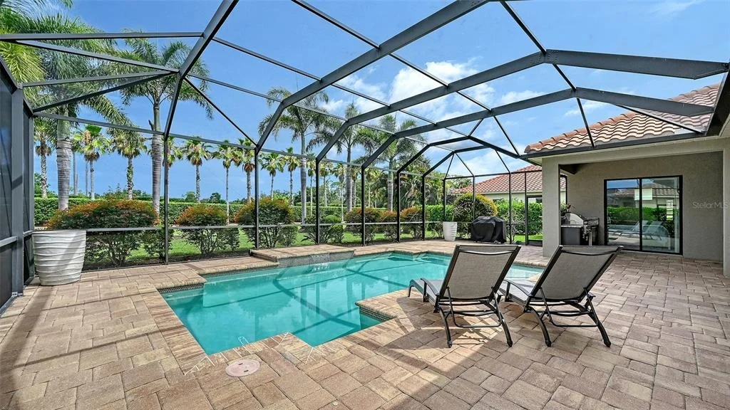 Photo of 8215 LARKSPUR CIRCLE