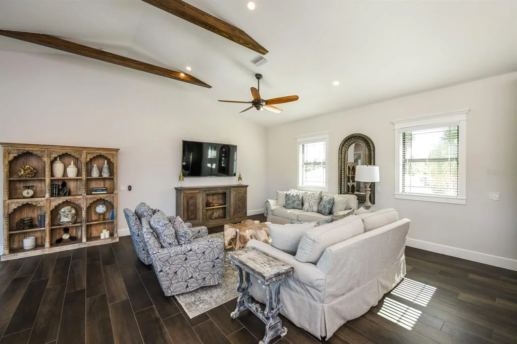 Photo of 340 JACKSON DRIVE