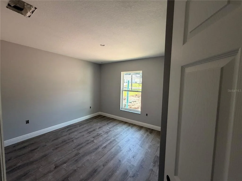 Photo of 865 SE 28TH STREET