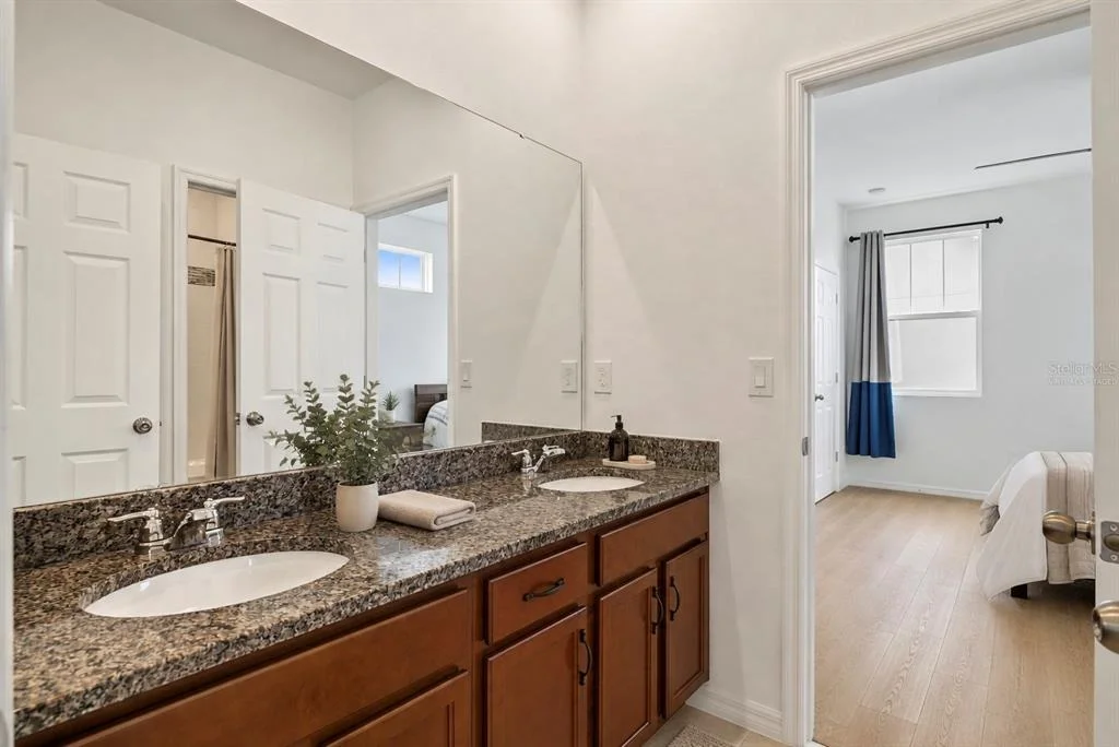 Photo of 17077 WINGSPREAD LOOP