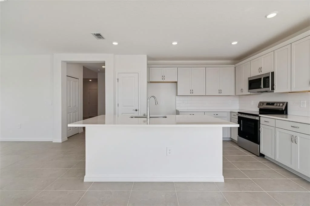 Photo of 9018 OPTIMIST WAY