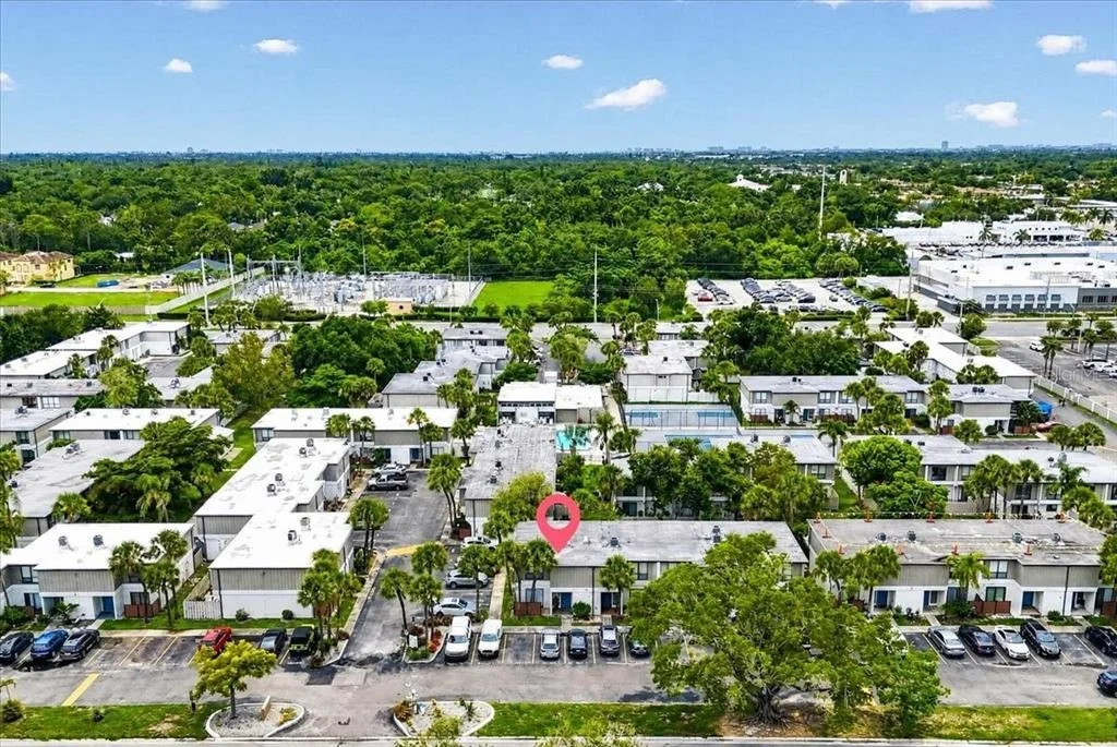 Photo of Unit 310 at 4001 BENEVA ROAD