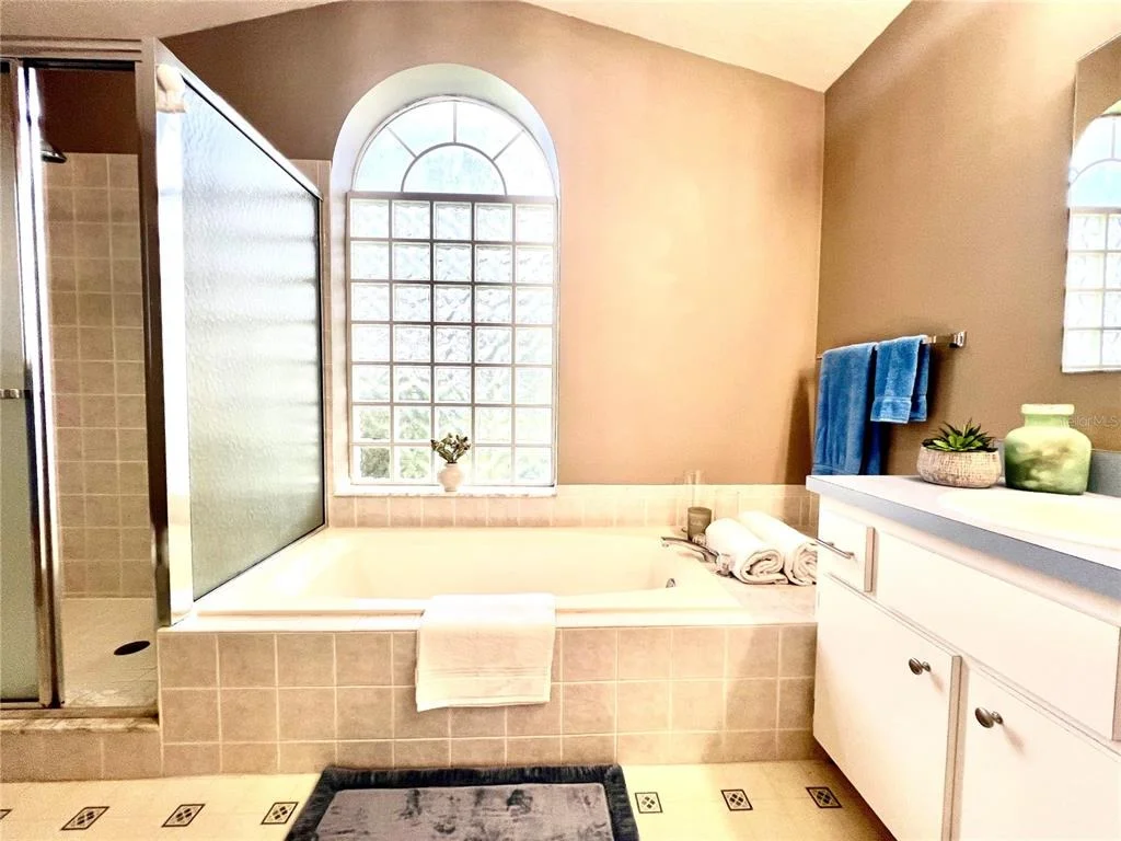 Photo of 2100 NW 50TH CIRCLE
