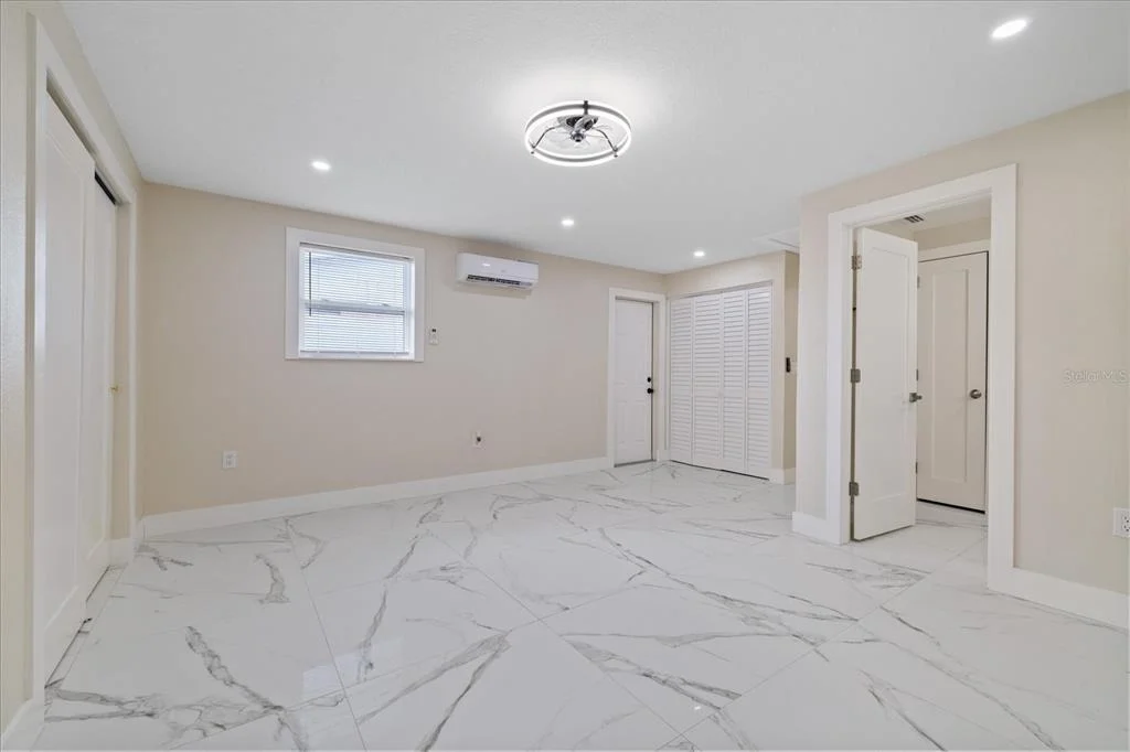 Photo of 2229 ROSELAWN DRIVE