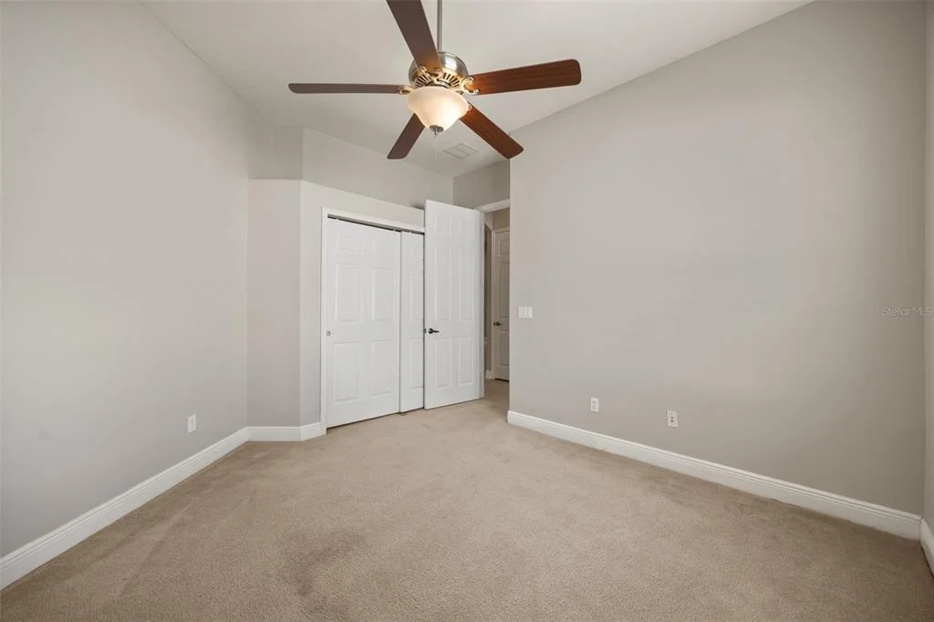 Photo of 6190 HEDGESPARROWS LANE
