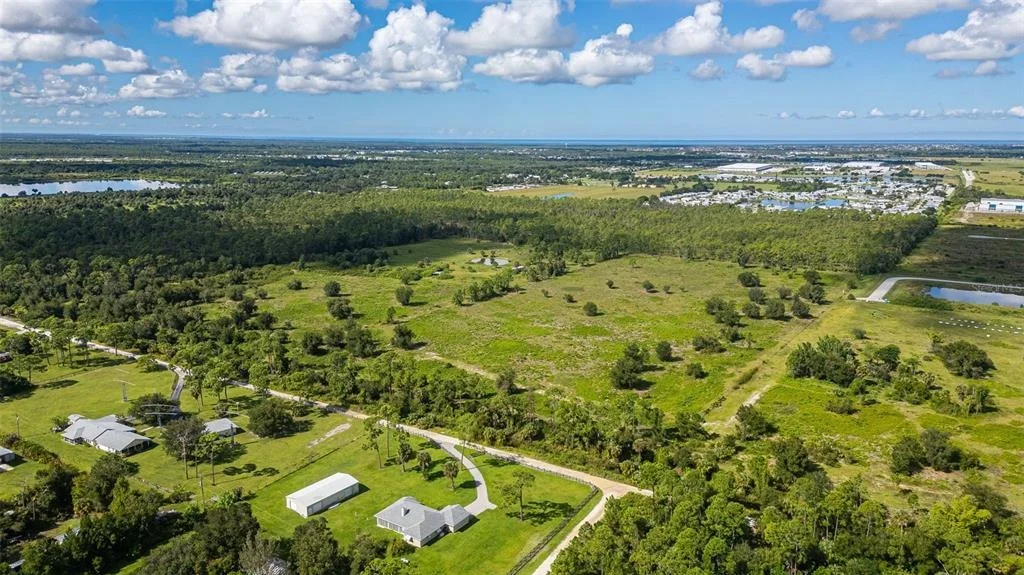 Photo of 27580 JONES LOOP RD