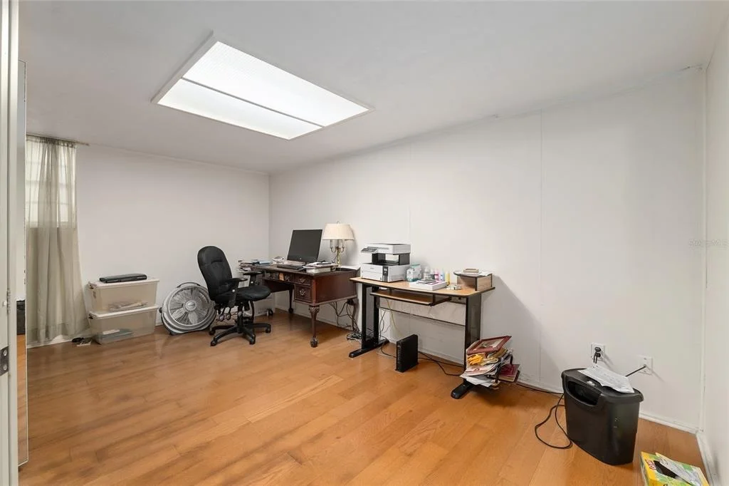 Photo of 505 NW 37TH PLACE