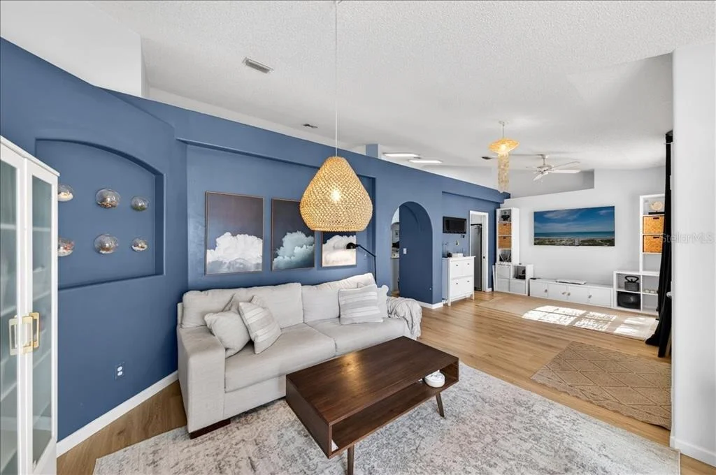 Photo of 5068 ALAMANDA DRIVE