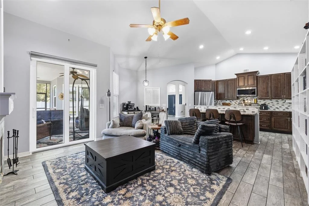 Photo of 12020 RUNNING FOX CIRCLE