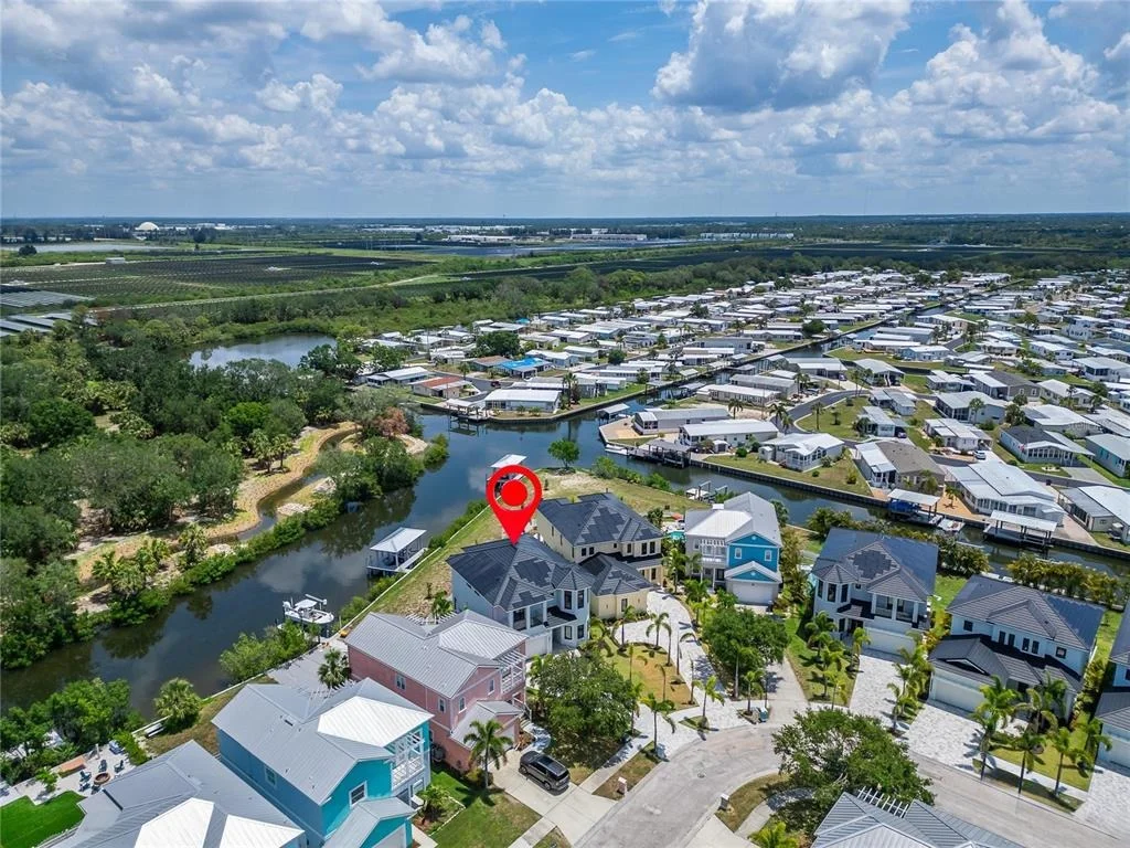 Photo of 6520 SIMONE SHORES CIRCLE
