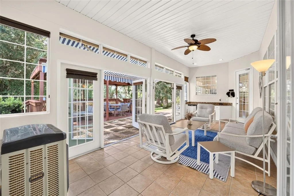 Photo of 914 SE 43RD STREET