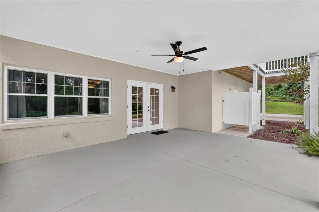 Photo of 580 W 10TH AVENUE