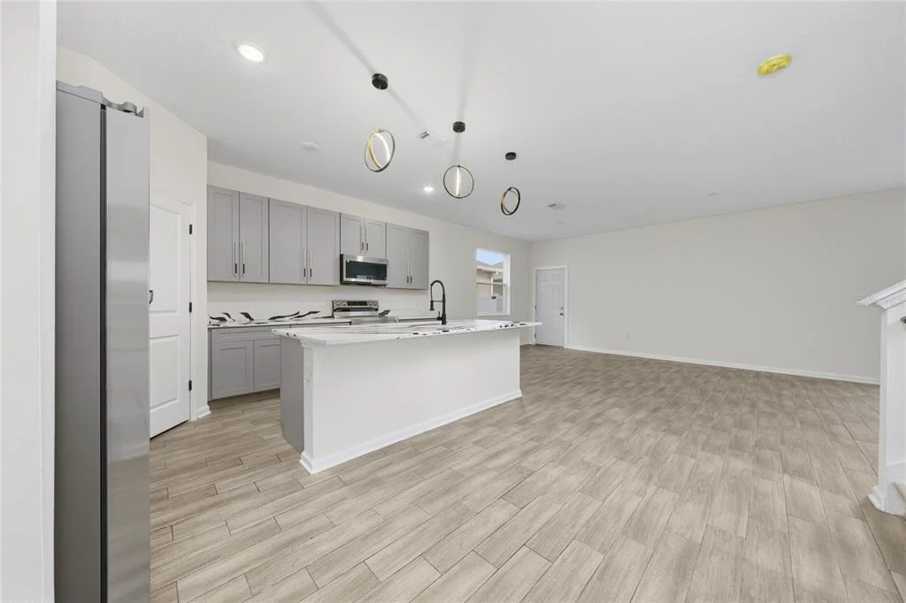 Photo of 6404 SPRUCEPINE LANE