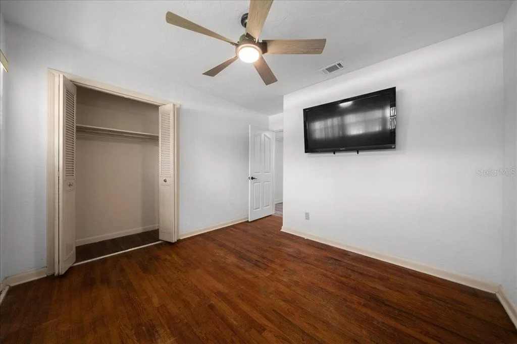 Photo of 2830 SE 6TH STREET