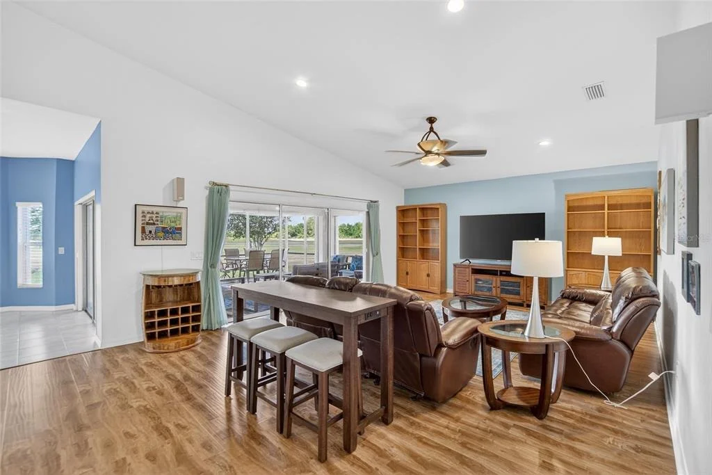 Photo of 4152 DUNMORE DRIVE