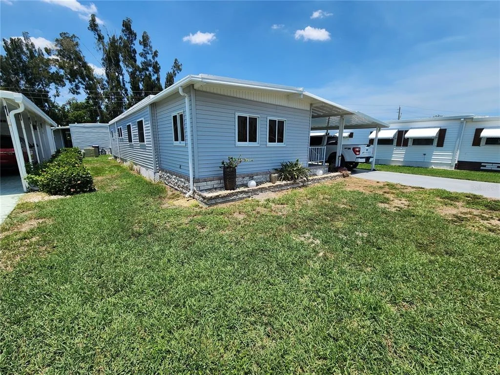 Photo of 5316 CHATEAU LANE