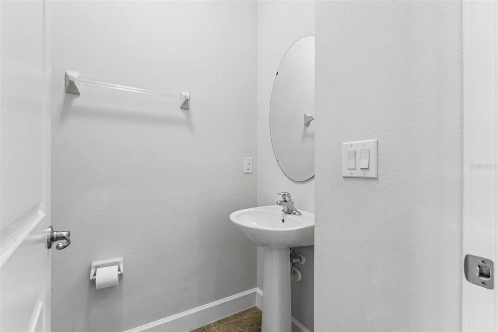 Photo of 5205 WATERSIDE VISTA LANE