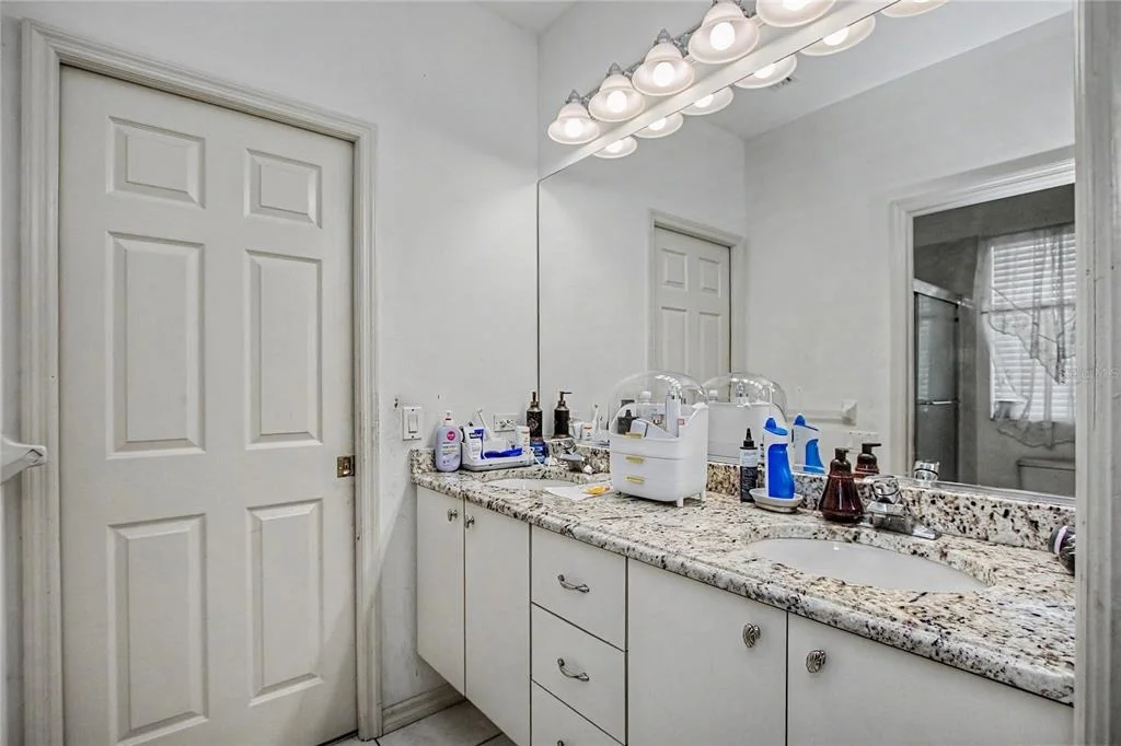 Photo of 2114 SE 25TH LOOP