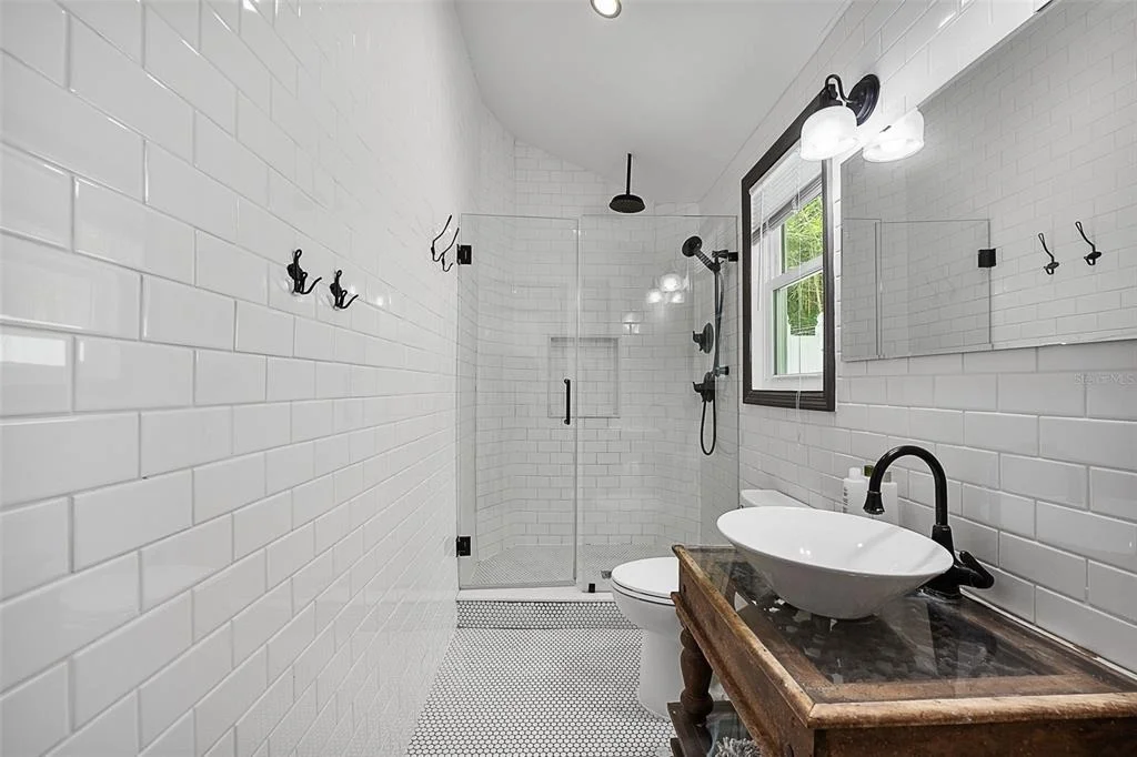 Photo of 3110 JOHN ANDERSON DRIVE