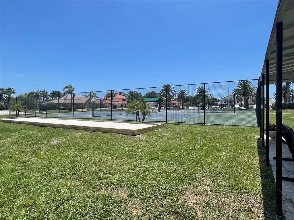 Photo of 1417 LANDVIEW LANE
