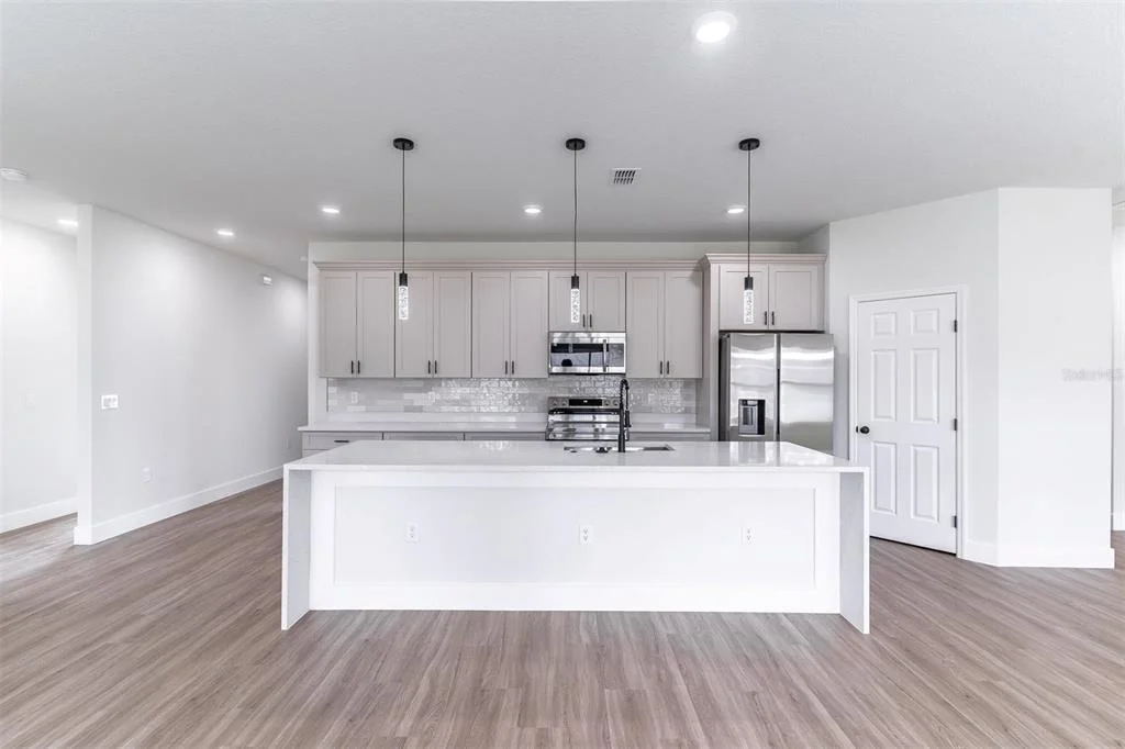 Photo of 983 PACE DRIVE NW
