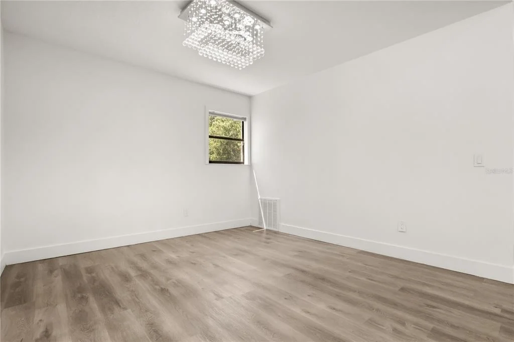 Photo of 1 CUNNINGHAM LANE