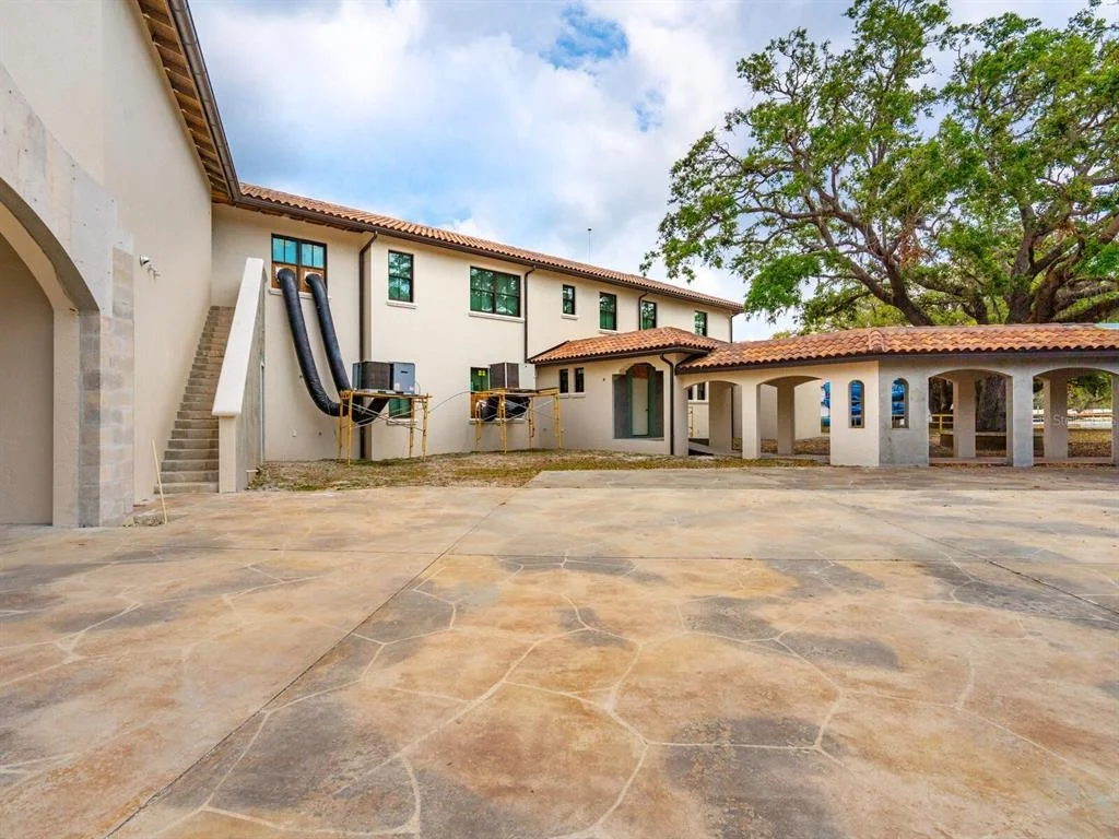 Photo of 600 N JACKSON ROAD