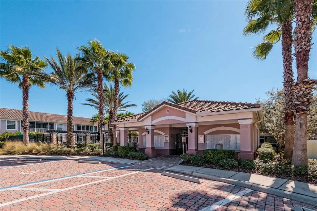 Photo of 889 LANTERN WAY