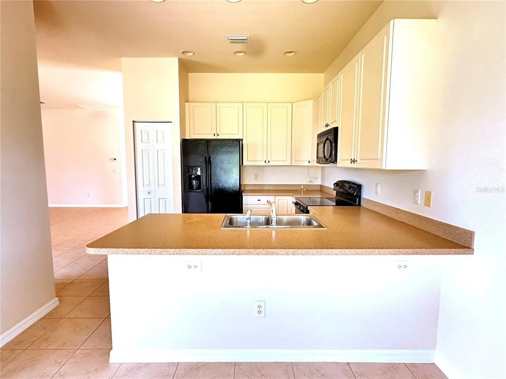 Photo of 4950 SANDY BROOK CIRCLE