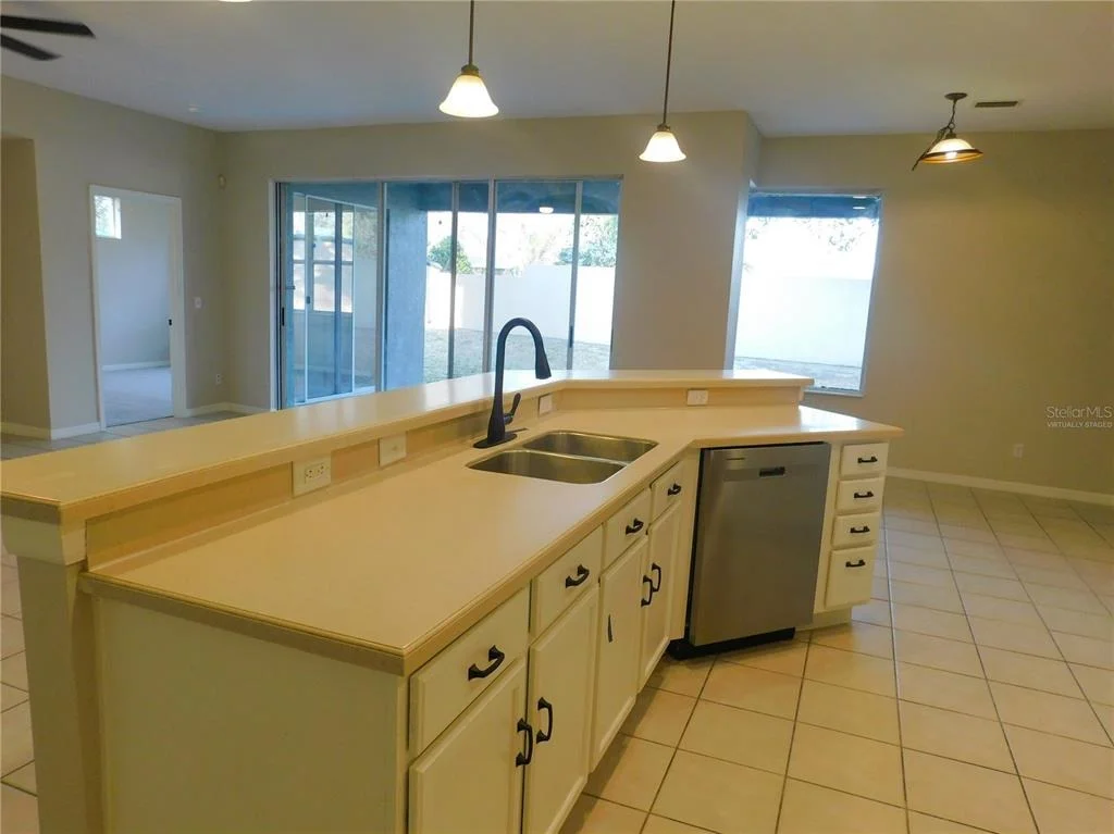 Photo of 12902 CATTAIL SHORE LANE