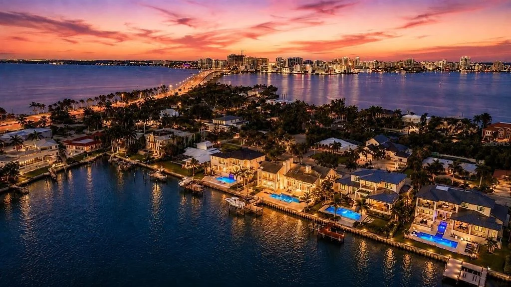 Photo of 216 BIRD KEY DRIVE