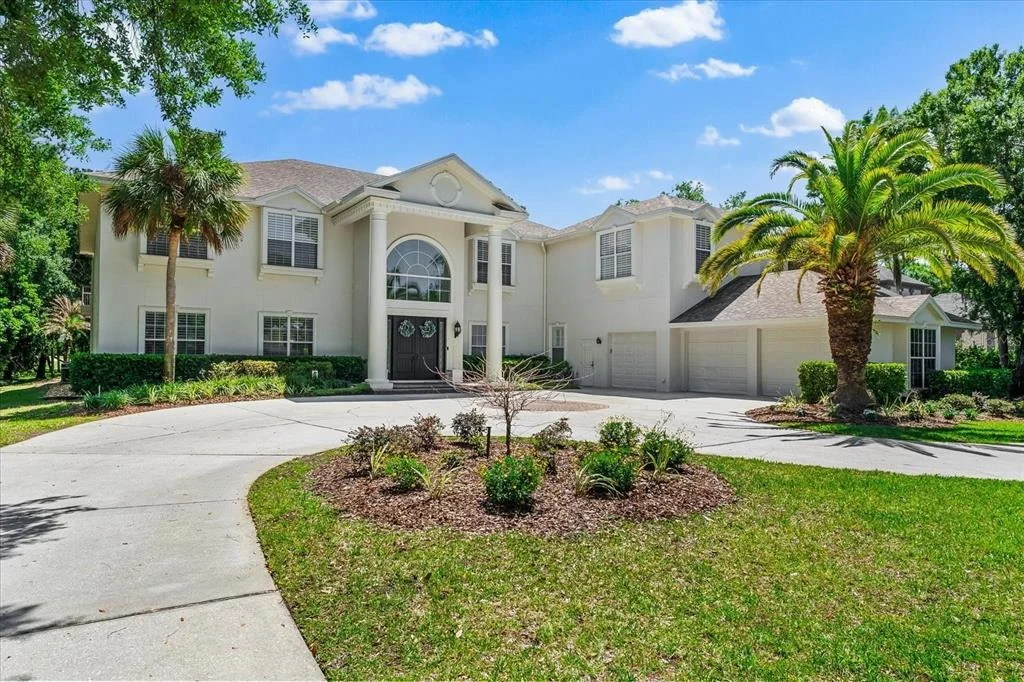 Photo of 6413 MACLAURIN DRIVE