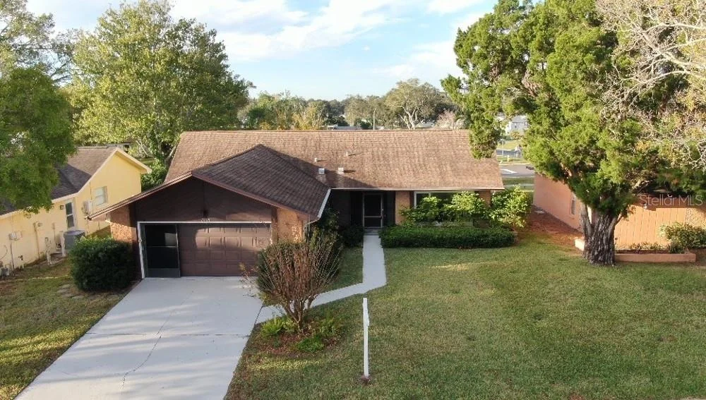 Photo of 1350 GLENGARRY DRIVE