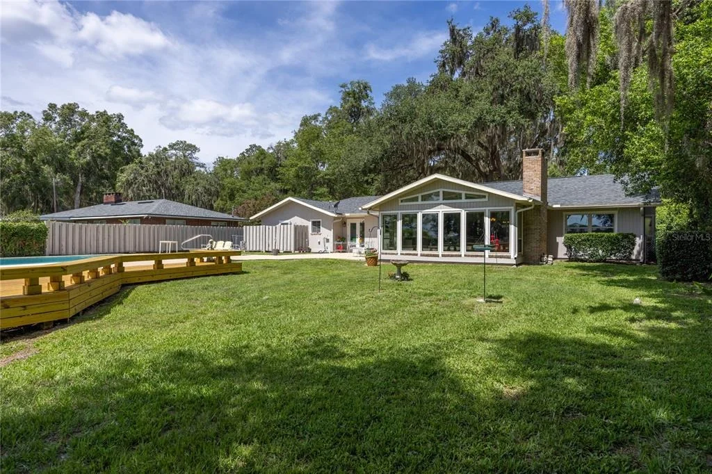 Photo of 3933 SE STATE ROAD 21