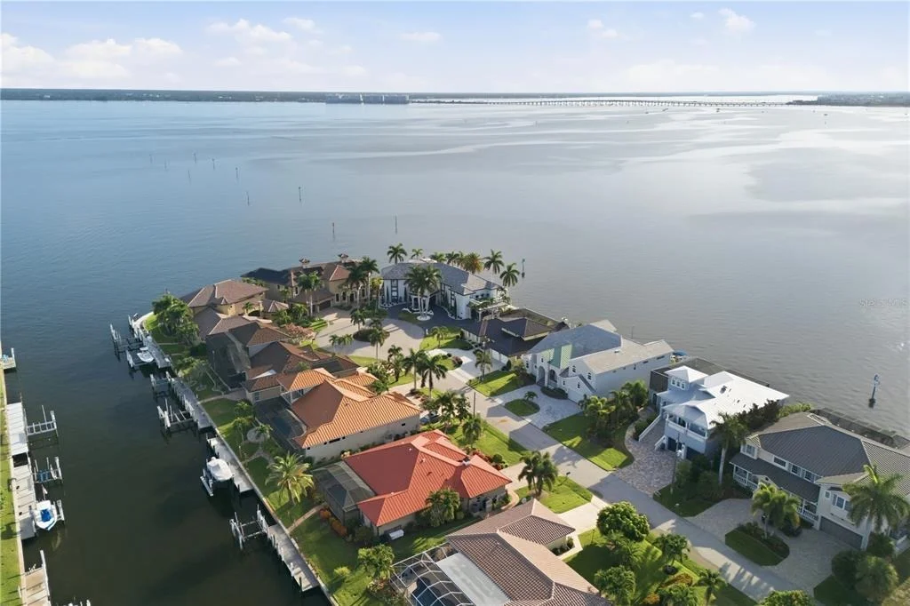 Photo of 2139 PALM TREE DRIVE