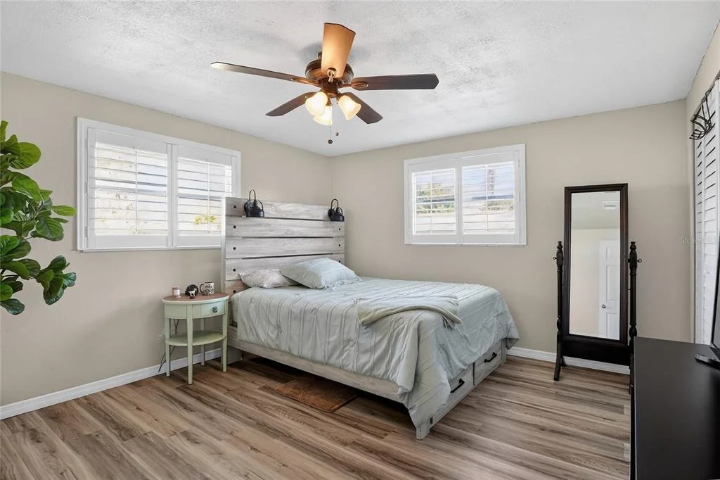 Photo of 6108 FAIRWAY BOULEVARD