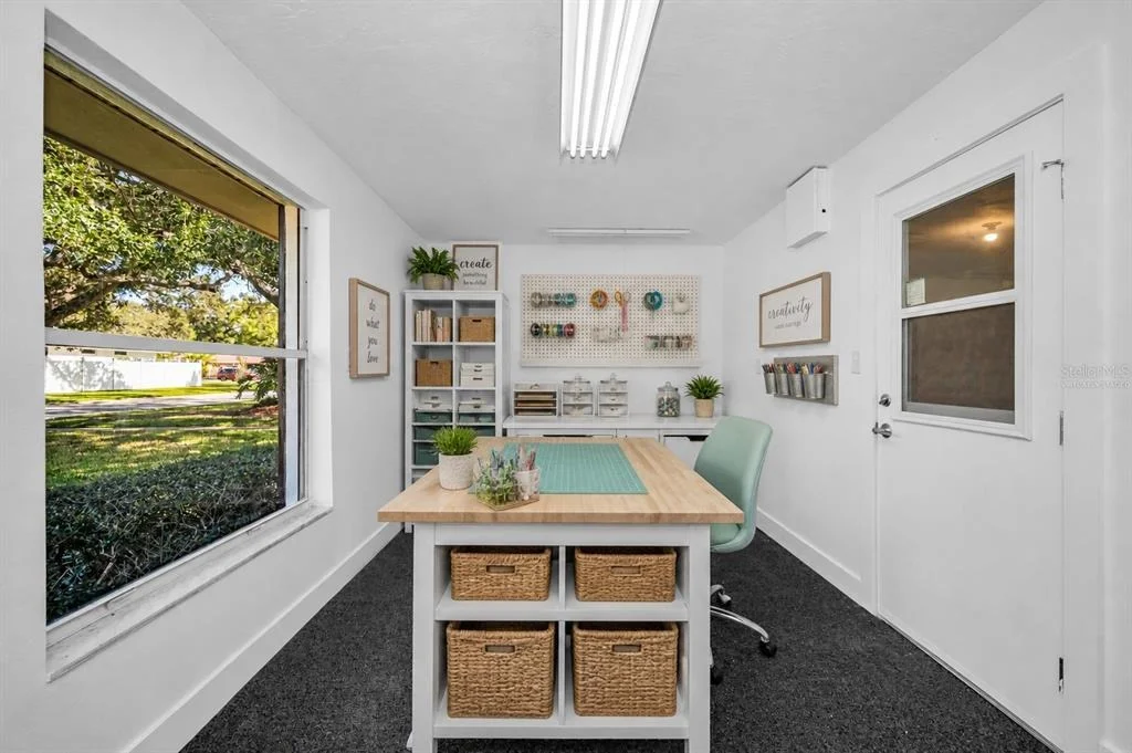 Photo of 2391 ROBERTA LANE