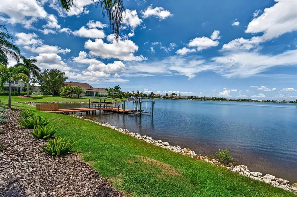 Photo of 429 MANNS HARBOR DRIVE