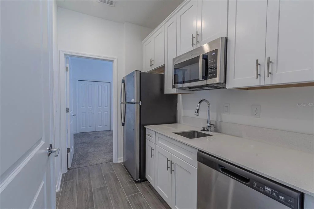 Photo of 407 THREE OAKS DRIVE