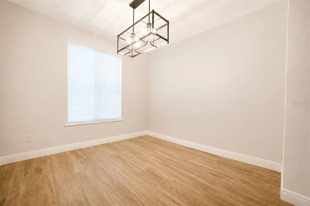 Photo of 1147 DEGRAW DRIVE