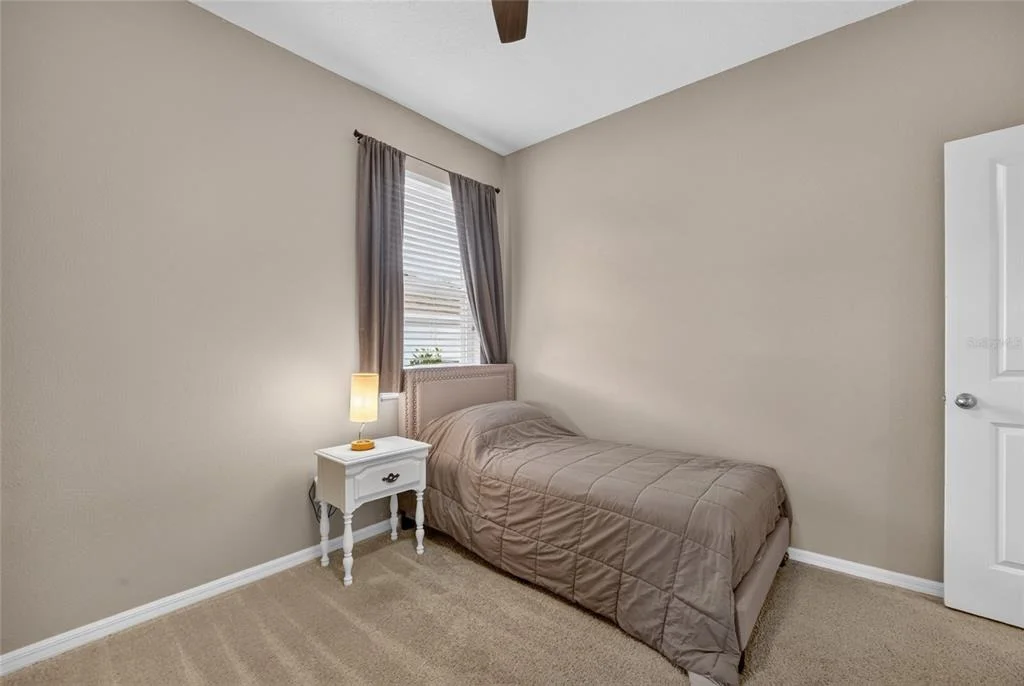 Photo of 5198 NE 19TH PLACE