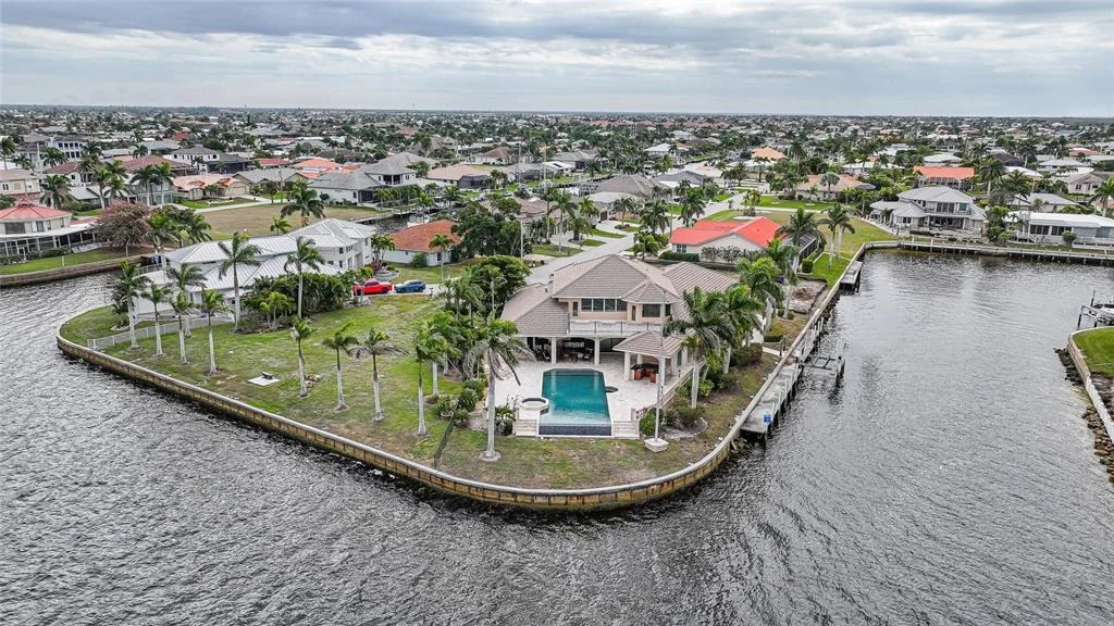 Photo of 3 HIBISCUS DRIVE