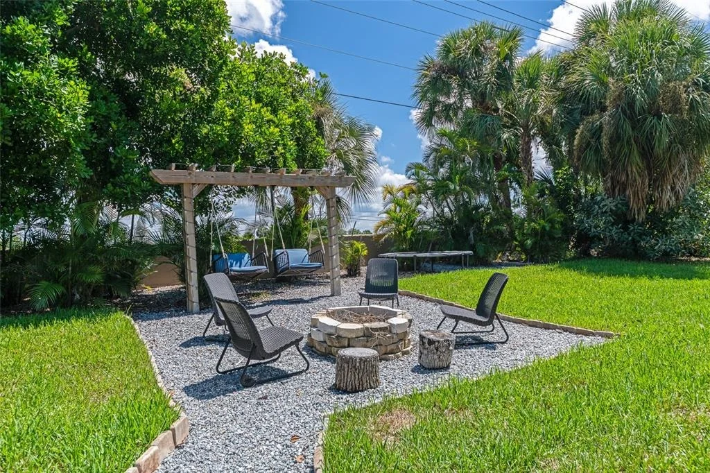 Photo of 1417 LANDVIEW LANE