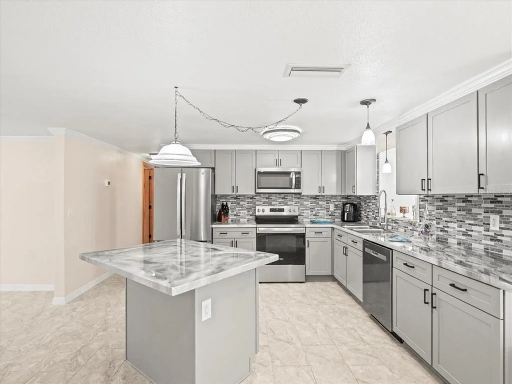 Photo of 3408 CRAPE MYRTLE DRIVE