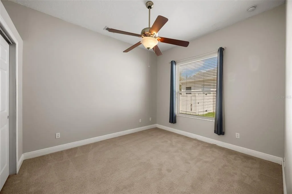 Photo of 6190 HEDGESPARROWS LANE