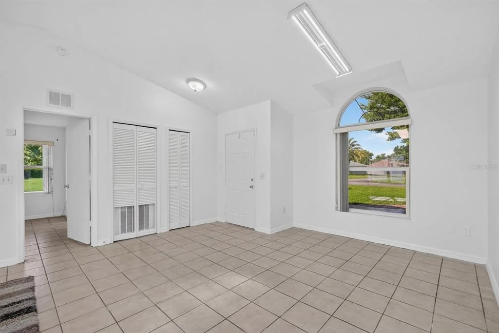 Photo of 20 LAKE MEADOW WAY