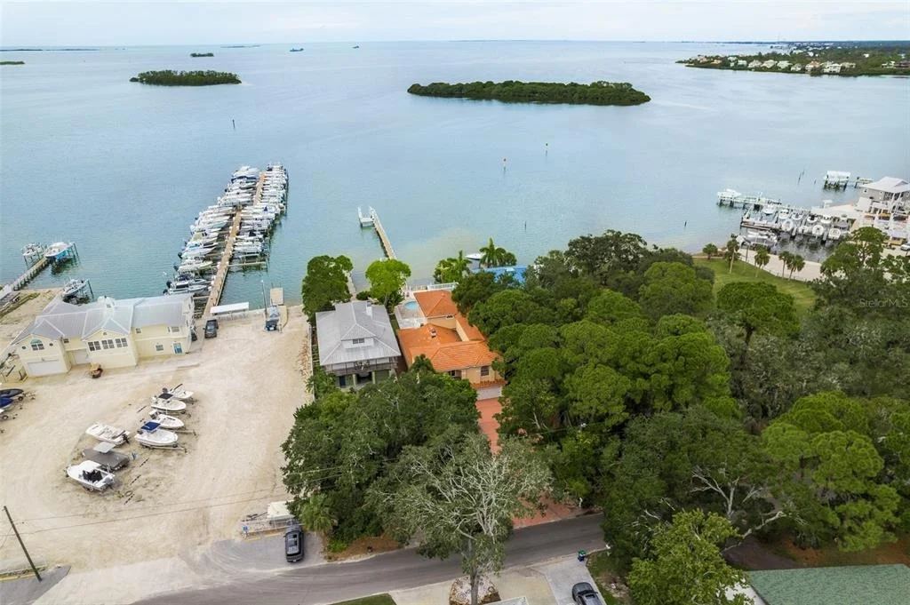 Photo of 302 SHORE DRIVE