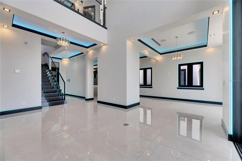 Photo of 6538 SIMONE SHORES CIRCLE