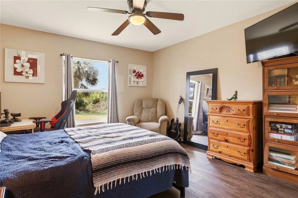 Photo of 4 BEACHSIDE DR