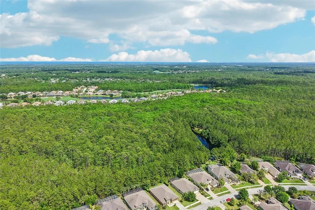 Photo of 648 SOUTHLAKE DRIVE